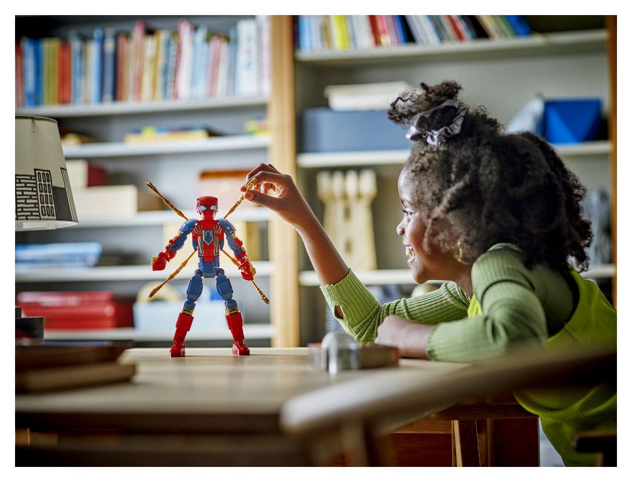 Marvel Iron Spider-Man Baufigur 303 Teile  (Mehrfarbig) 