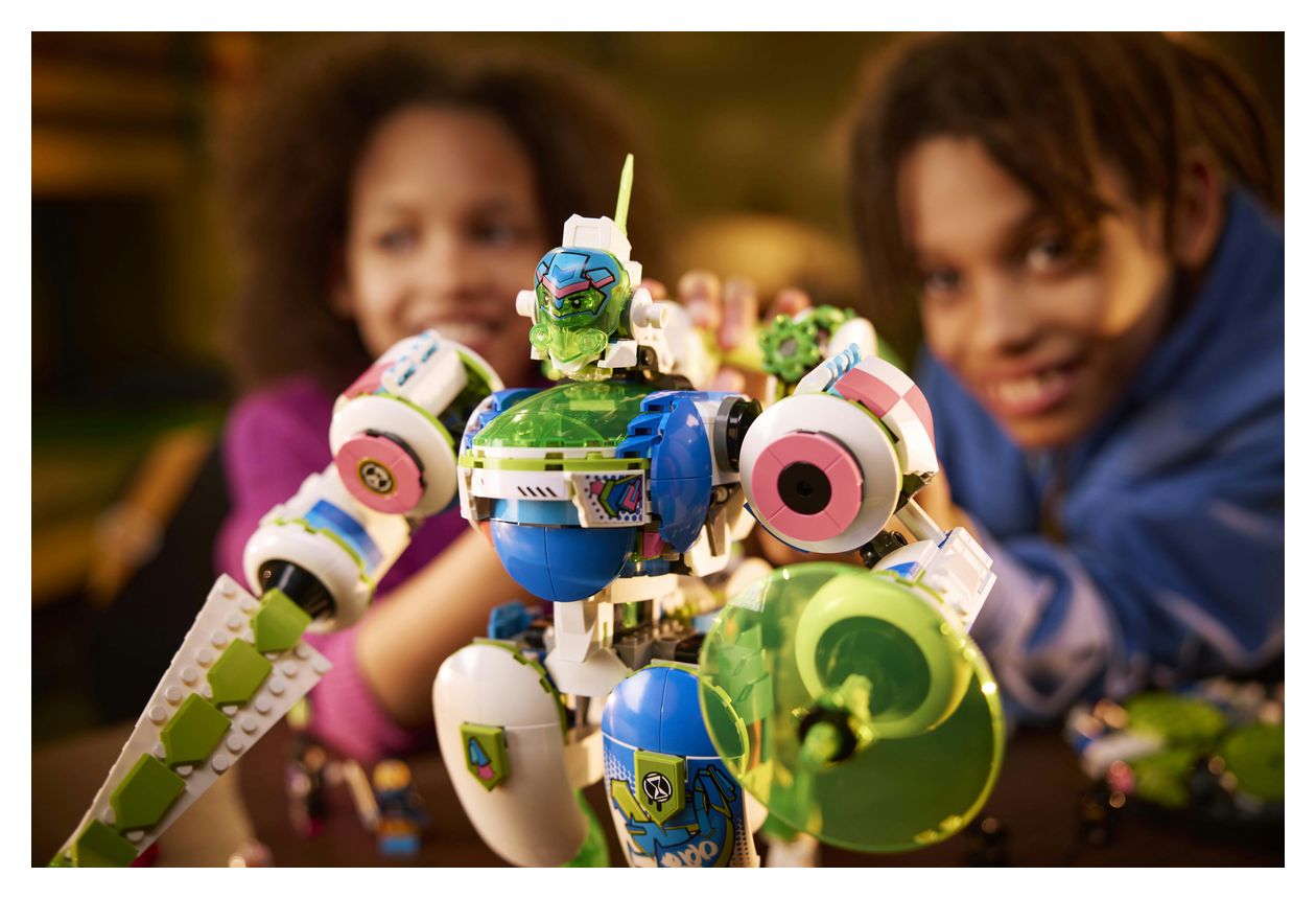 Mateo und Z-Blob der Ritter-Mech 
