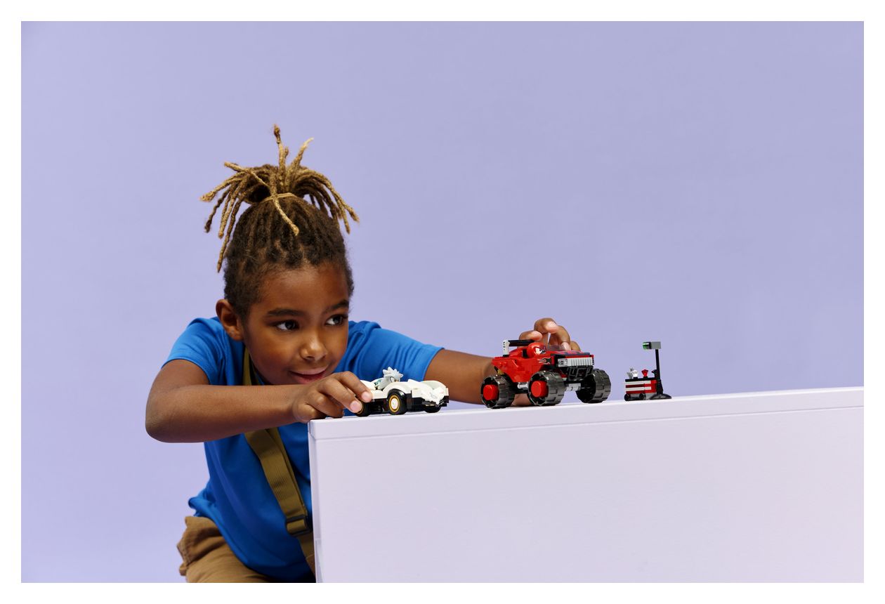 Silvers Auto vs. Knuckles' Monstertruck 