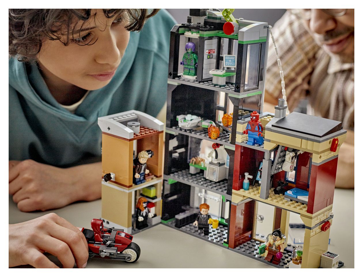 Spider-Man vs. Oscorp 