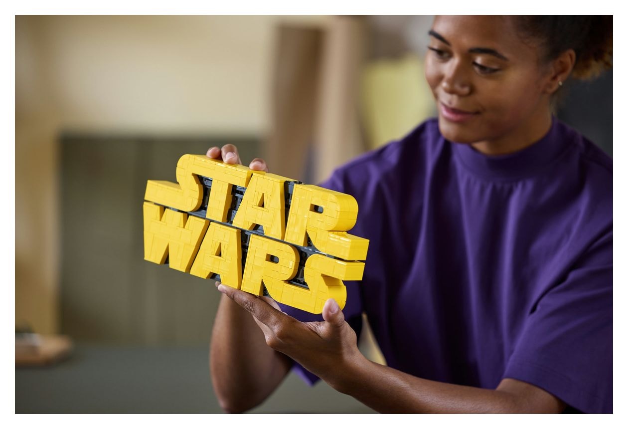 Star WarsTM Logo aus LEGO Steinen 