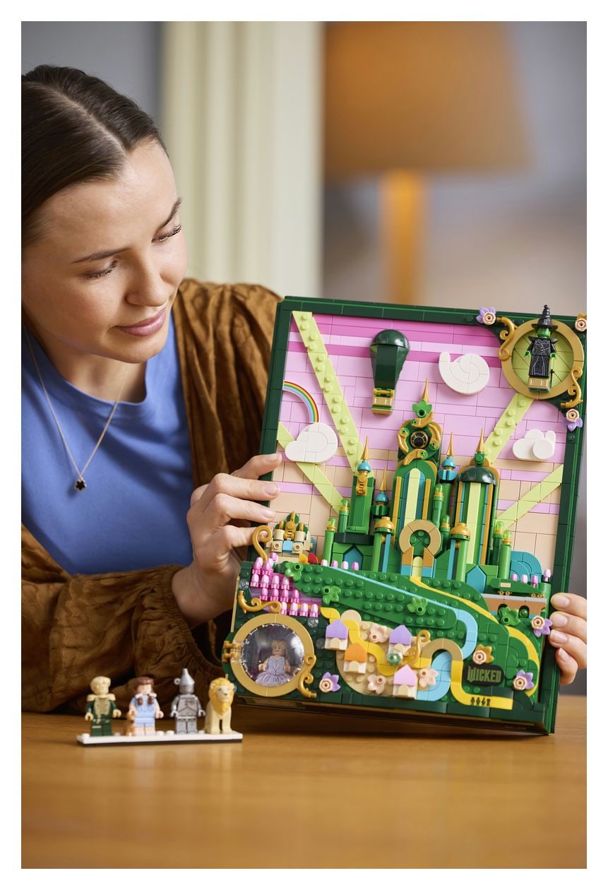 Wicked Emerald City Wandkunst Bauset 1518 Teile  (Mehrfarbig) 