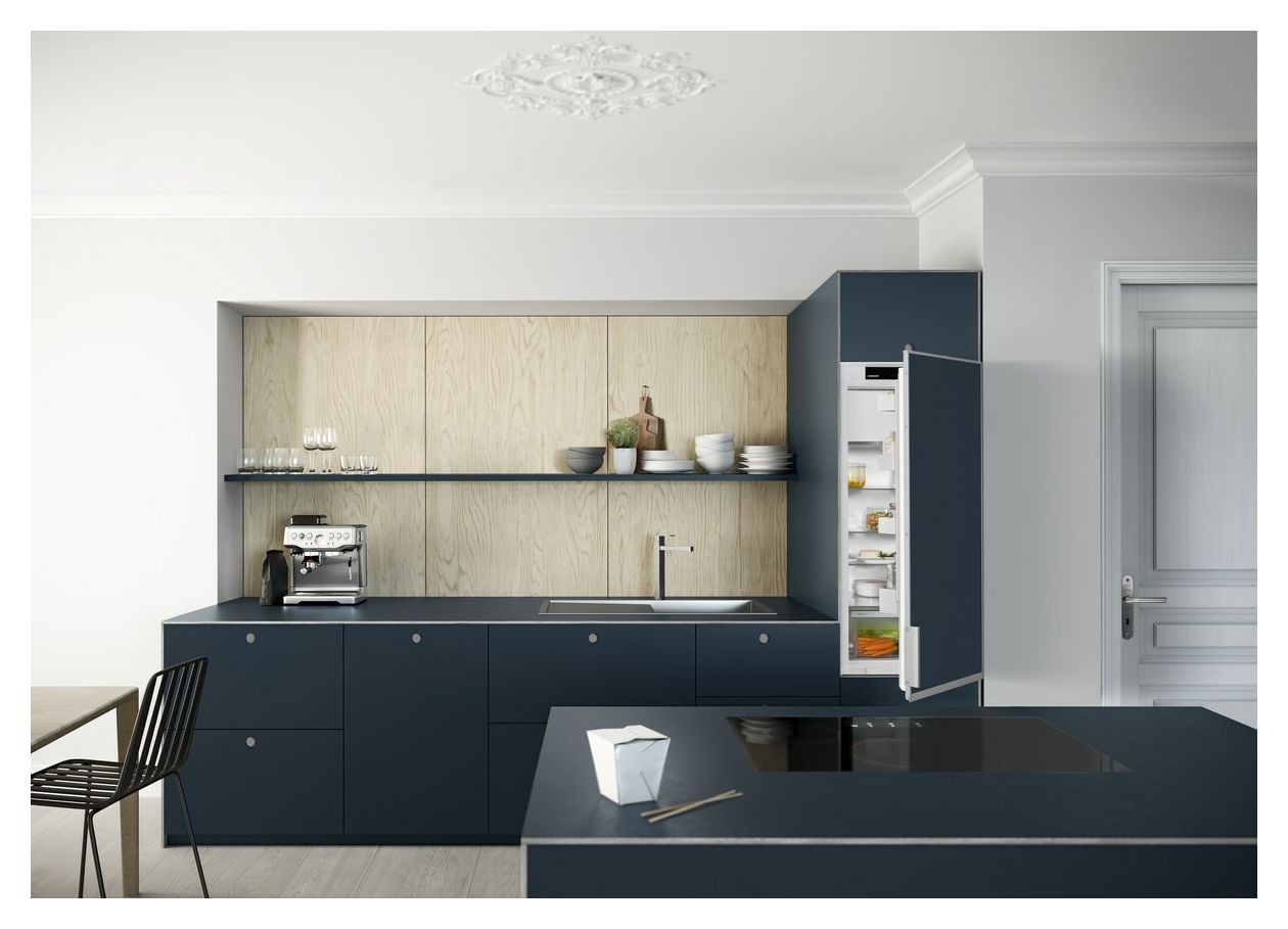 DRe4101-22 167 l 122 cm Einbaukühlschrank EEK: E 149 kWh Jahr 