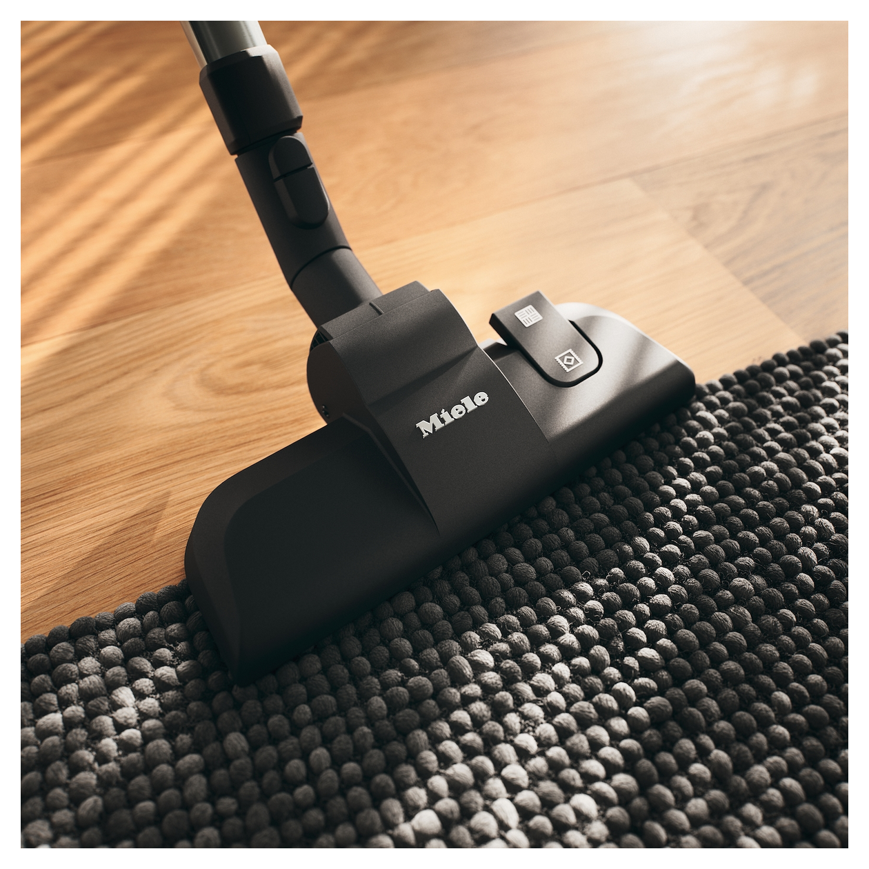 Boost CX1 Blue Pulse Bodenstaubsauger Beutellos 890 W Hygienefilter  (Schwarz, Blau) 