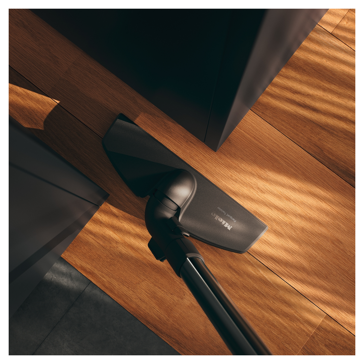 Boost CX1 Parquet Bodenstaubsauger Beutellos 890 W HEPA  (Schwarz, Weiß) 