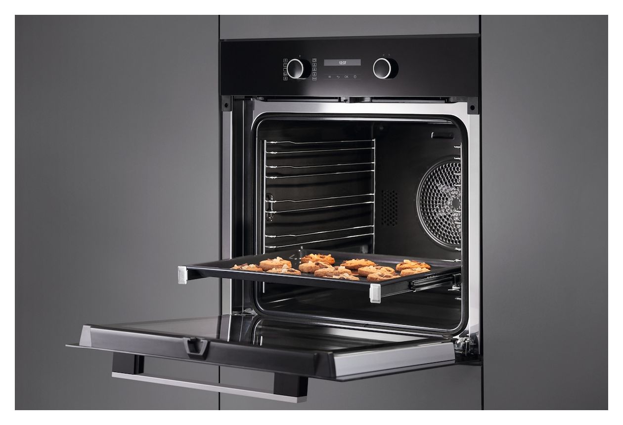 H2467B Active Einbaubackofen maxi 