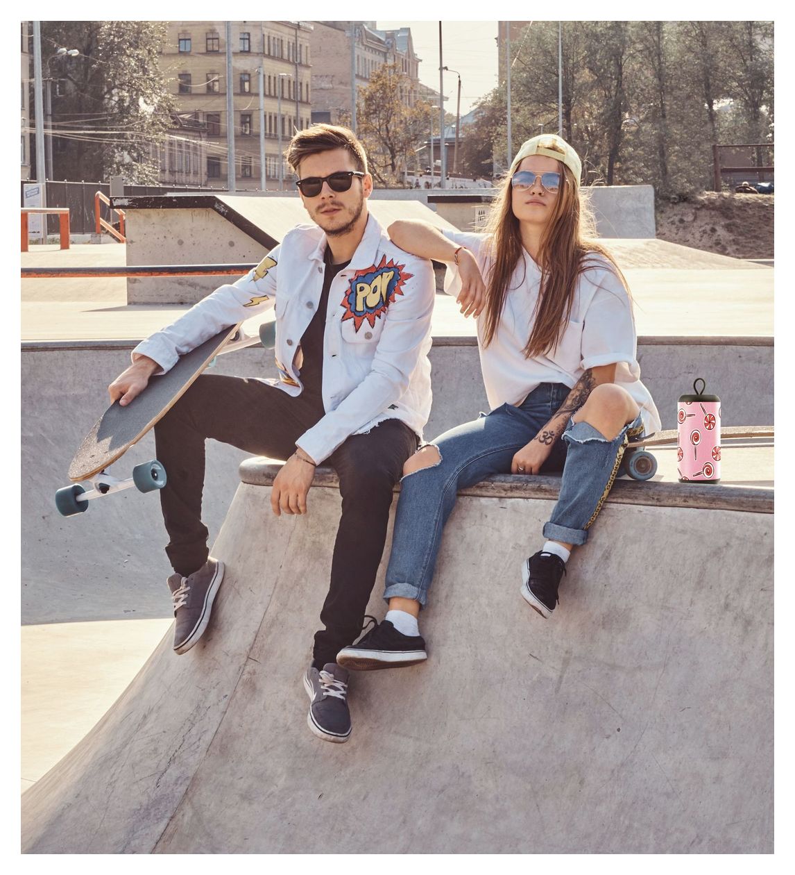 Vertical 5 W Bluetooth Lautsprecher Laufzeit bis 4 h  (Pink) 