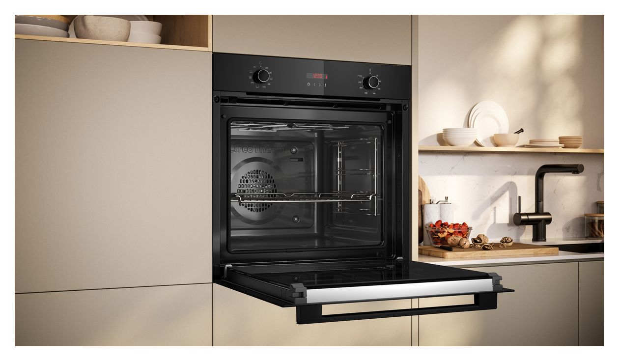 N30 B2CCG6AK3 Einbaubackofen groß AutoClean 
