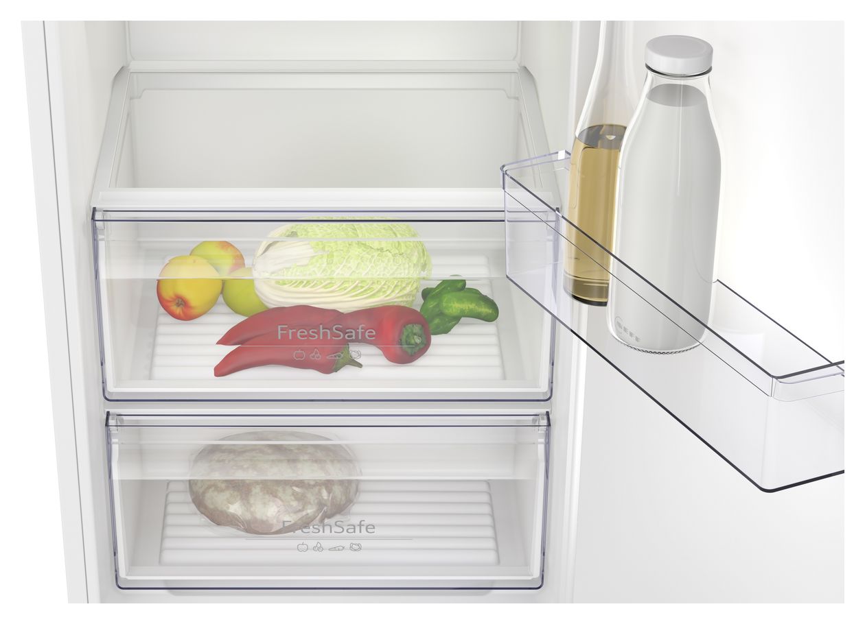 N30 KI1811SE0 Schlepptür 310 l 177,5 cm Einbaukühlschrank EEK: E 114 kWh Jahr 