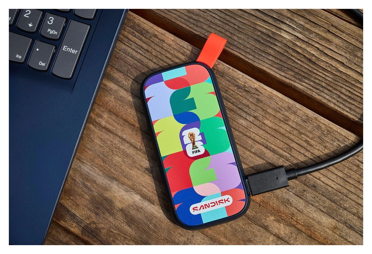 Portable FIFA World Cup 2026 Edition 1 TB SSD  (Mehrfarbig) 