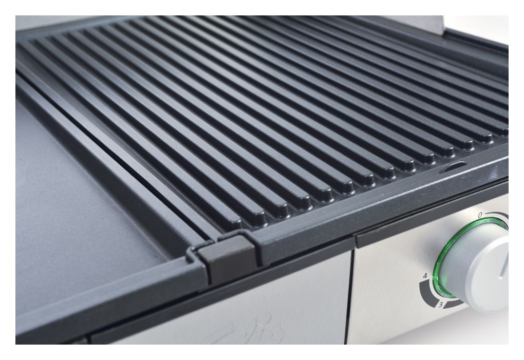 Deli 2200 W  (Schwarz, Silber) 