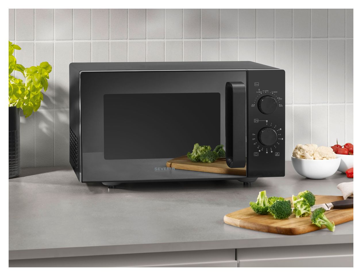 MW7789 Freistehende Mikrowelle 800 W Größe: mittel 6 Stufen  (Schwarz) 