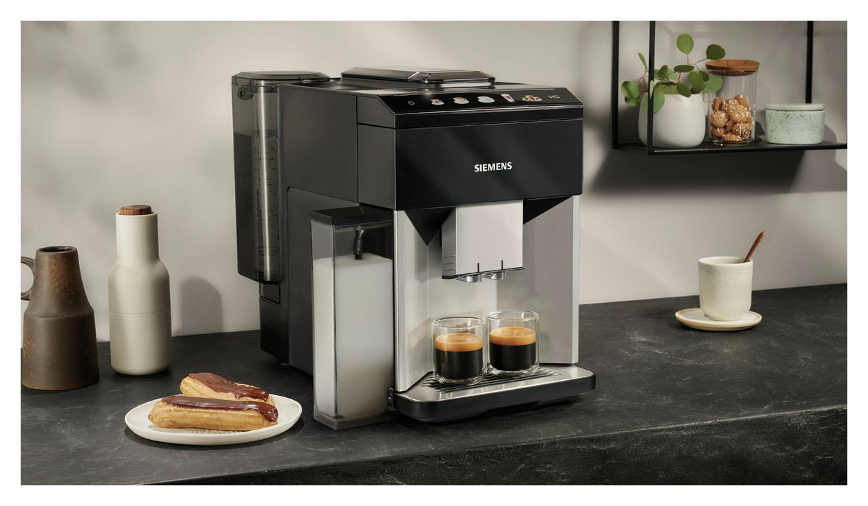 EQ500 TQ513D01 Kaffeevollautomat 15 bar 1,9 l 270 g AutoClean  (Schwarz, Silber) 