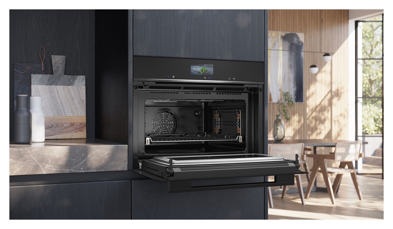 iQ700 CM724G1B1 Einbaubackofen kompakt AutoClean Mikrowelle 