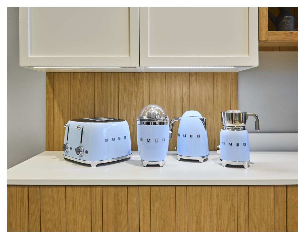 KLF03PBEU 1,7 l Wasserkocher 2400 W  (Blau) 