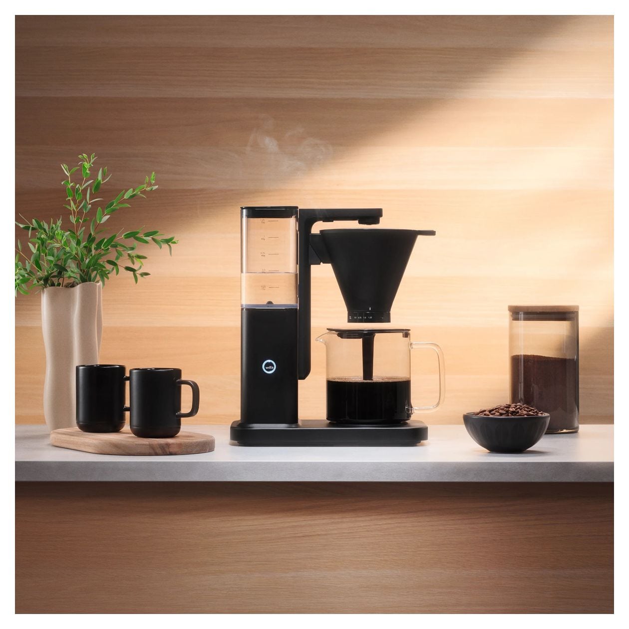 CM10B-M125 10 Tassen Filterkaffeemaschine 1,2 l (Schwarz, Transparent) 