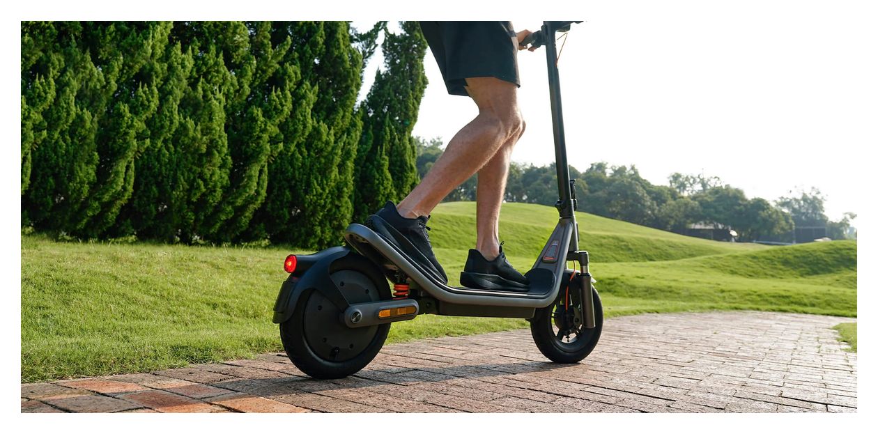 Electric Scooter 6 400 W E-Scooter 10 Ah bis 50 km Reichweite 26,3 kg  (Grau) 