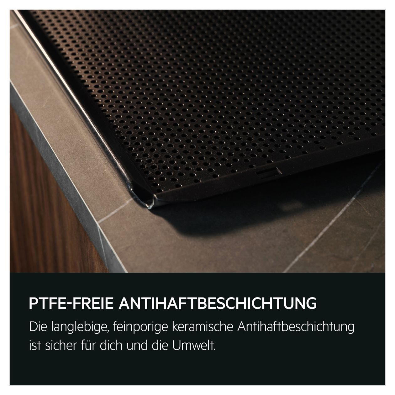 Serie 9000 TP9SK821T Einbaubackofen kompakt Dampfgaren AutoClean 