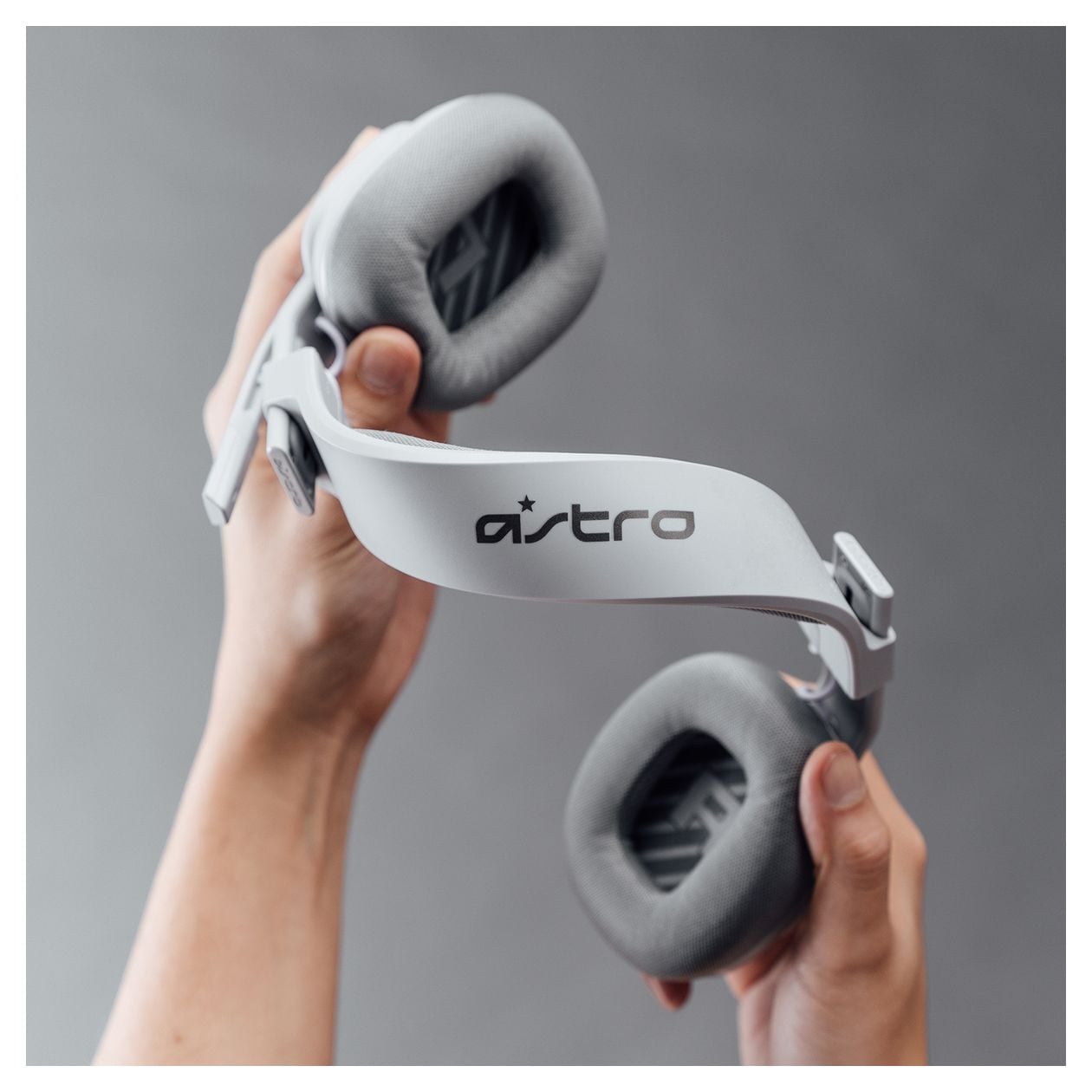 A10 PC (2nd generation) Over Ear Kopfhörer Kabelgebunden  (Grau) 