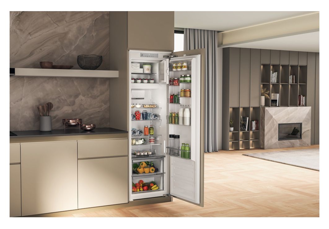 BKSD184013C1 256 l Einbaukühlschrank EEK: E 172 kWh Jahr 