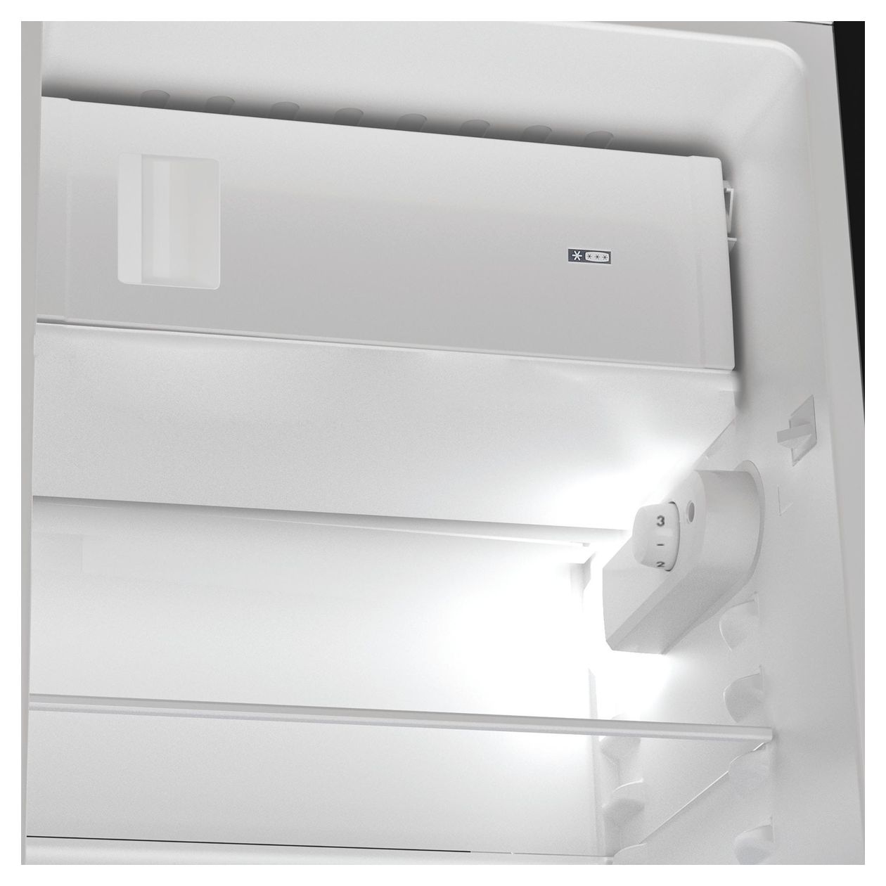 BKSI9GF2 97 l Einbaukühlschrank EEK: E 141 kWh Jahr 