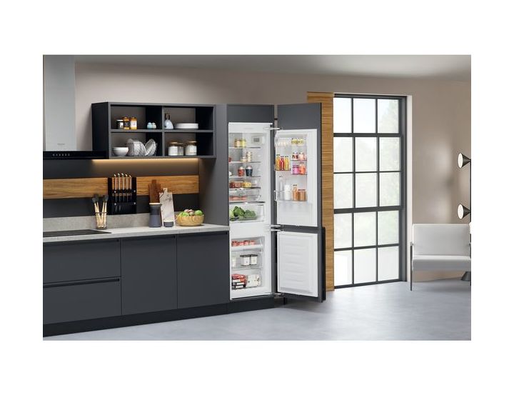 KGITN18F2M 182 l / 68 l Einbau Kühl-/Gefrierkombination 224 kWh NoFrost 