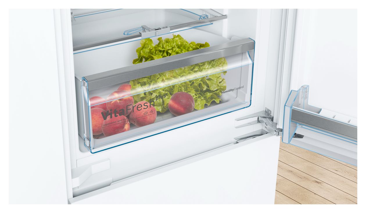 Serie 6 KIS77AFE0 169 l / 62 l 158 cm Einbau Kühl-/Gefrierkombination 207 kWh 