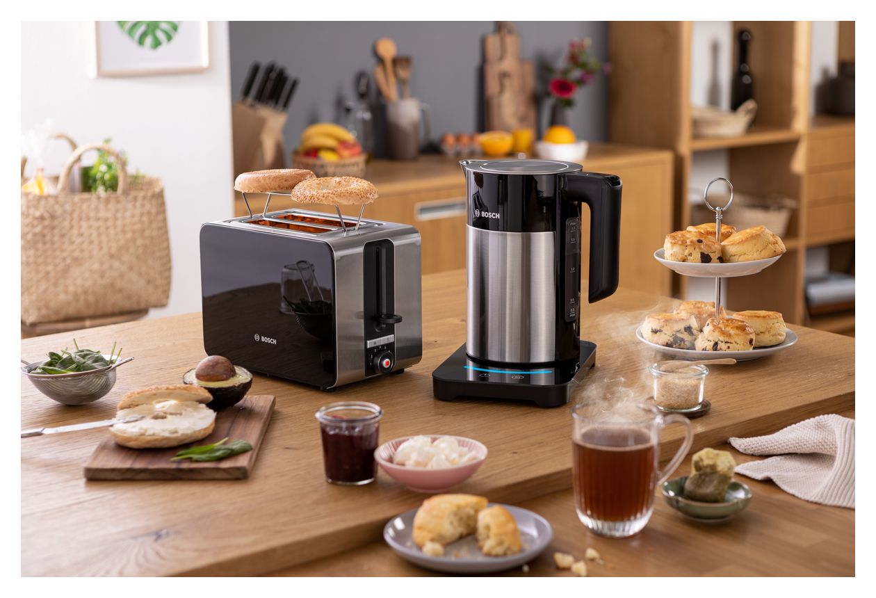 TWK7203 1,7 l Wasserkocher 1850 W  (Schwarz, Edelstahl) 