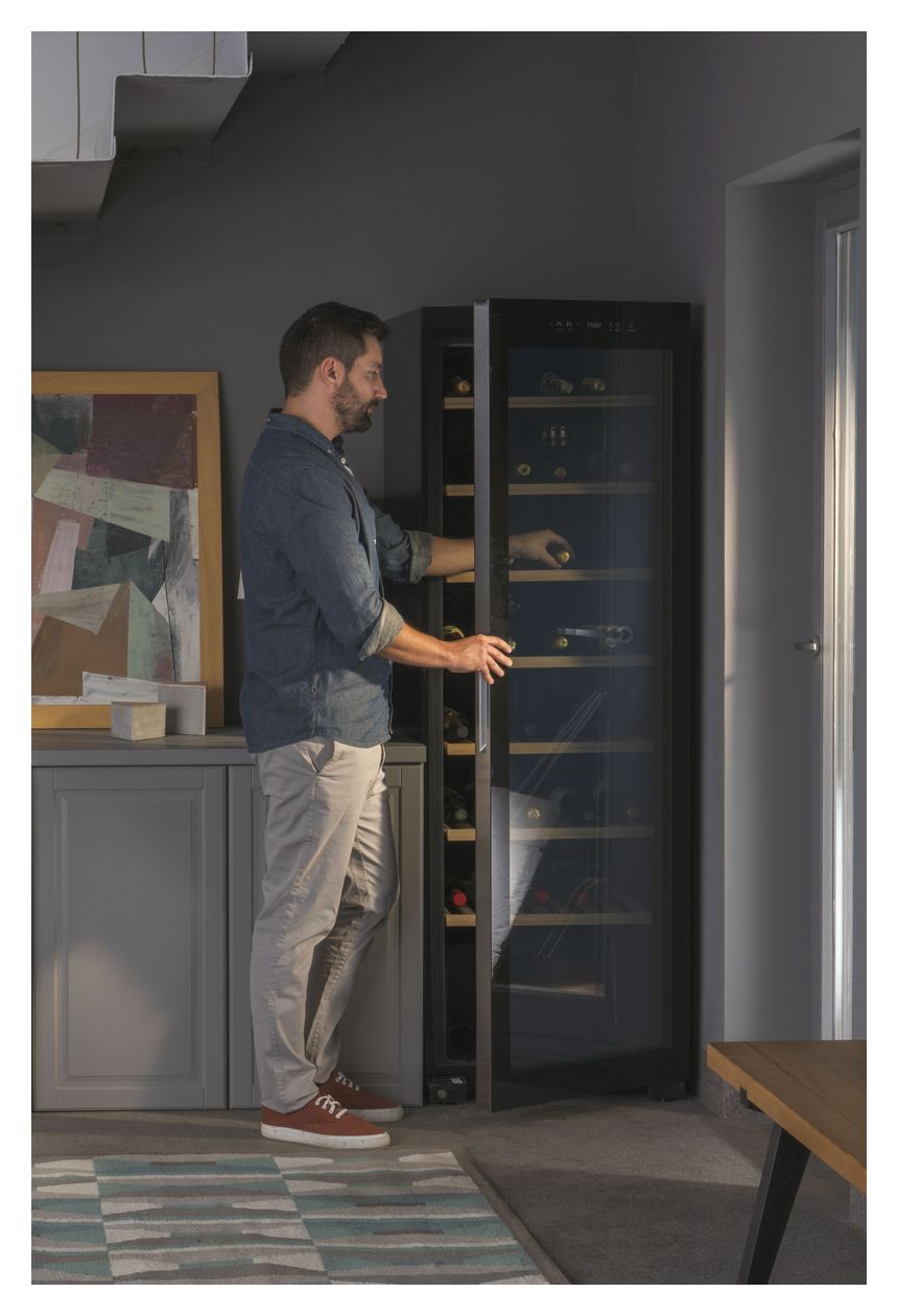 WS171GA Weinkühler Freistehend EEK: G 1 Zonen 166 Flasche(n) 