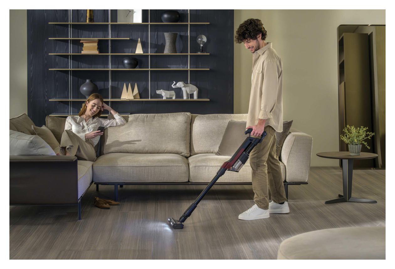 HF201H011 Handstaubsauger Beutellos bis 40 min Laufzeit 14,4 V EPA  (Magenta) 