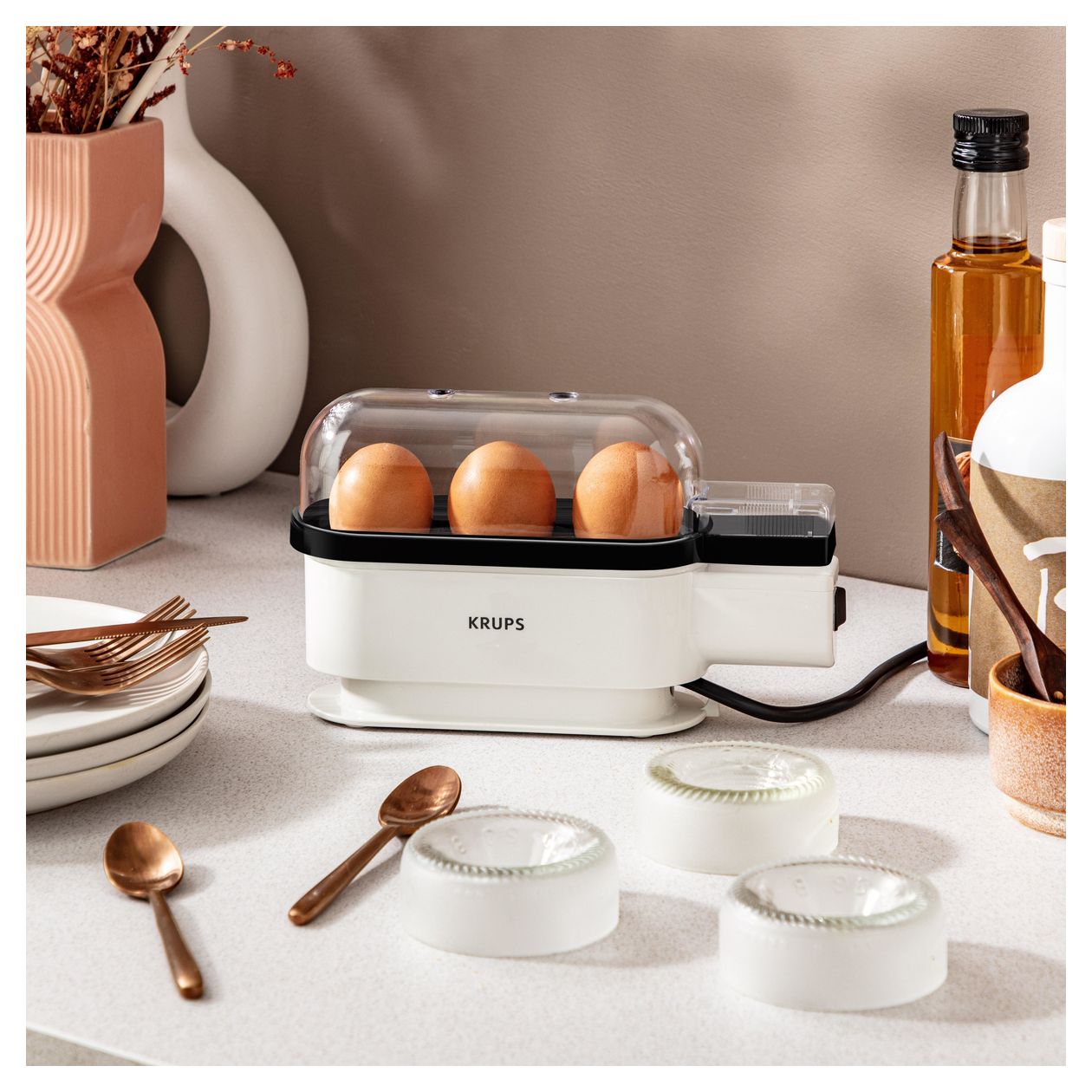 EG2341 Ovomat Trio Eierkocher für 3 Eier  (Schwarz, Weiß) 