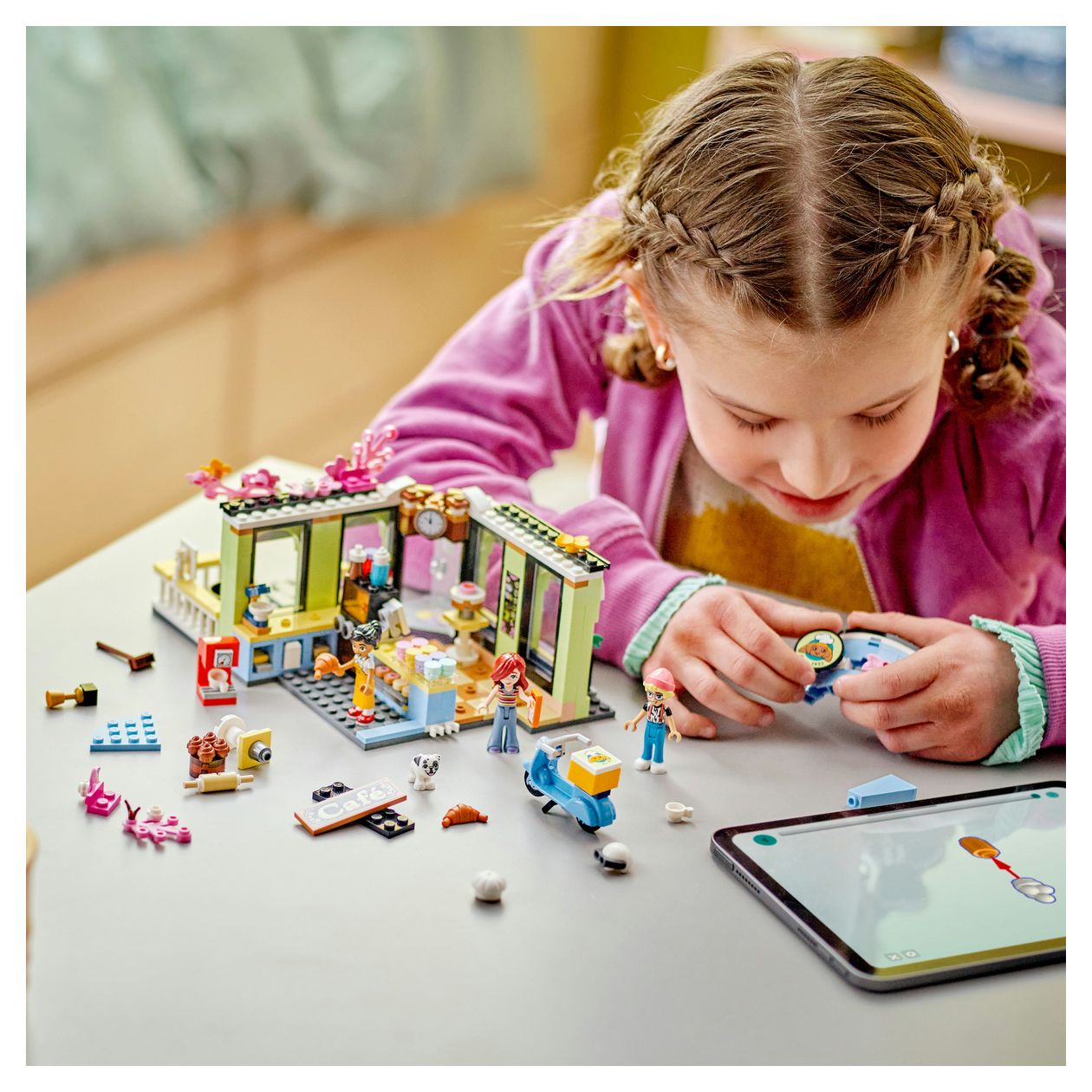 Heartlake City Café 