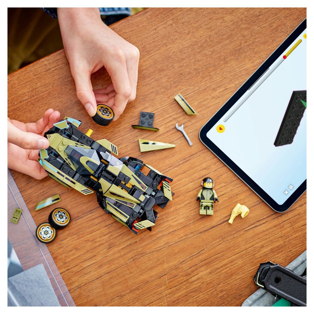 Lamborghini Lambo V12 Vision GT Supersportwagen 