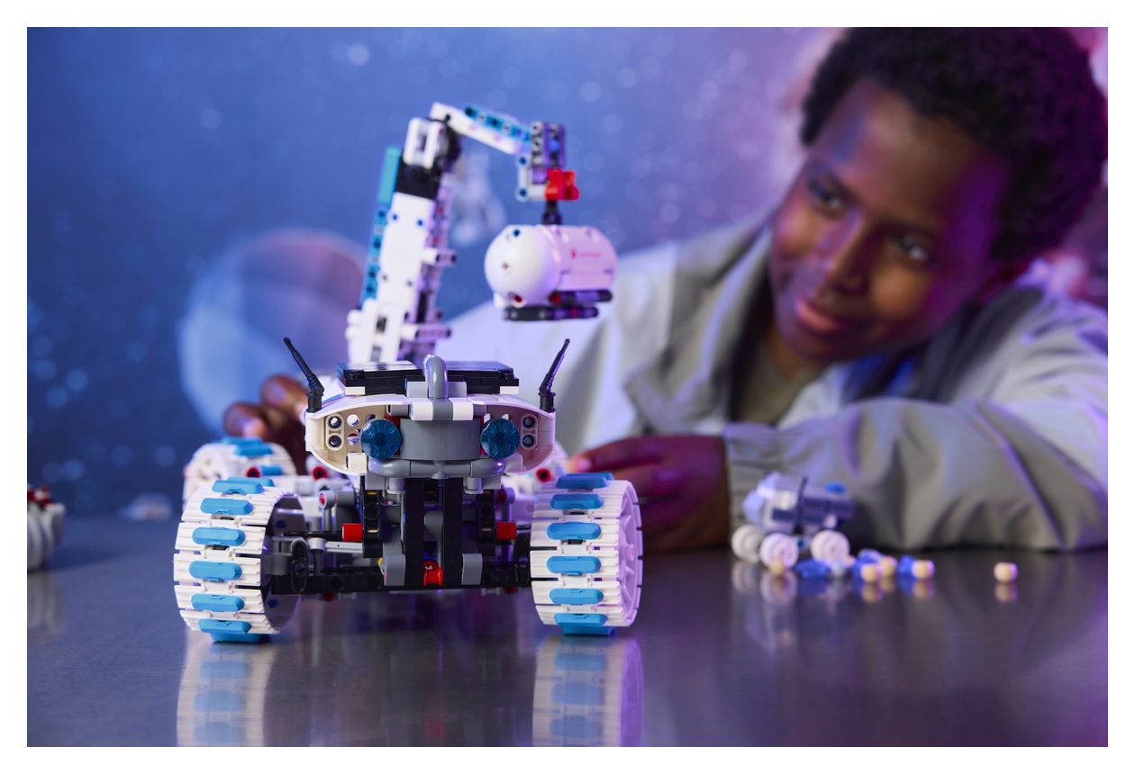 Lunar Outpost™ Mondrover-Raumfahrzeug 