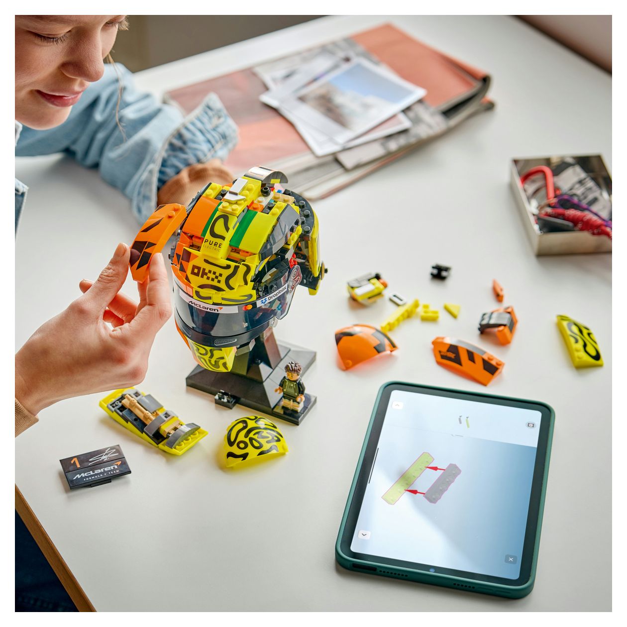 McLaren Mastercard F1® Team Lando Norris’ Helm 