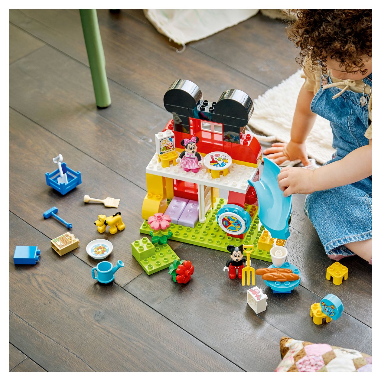 Micky Maus Wunderhaus mit Minnie und Pluto 