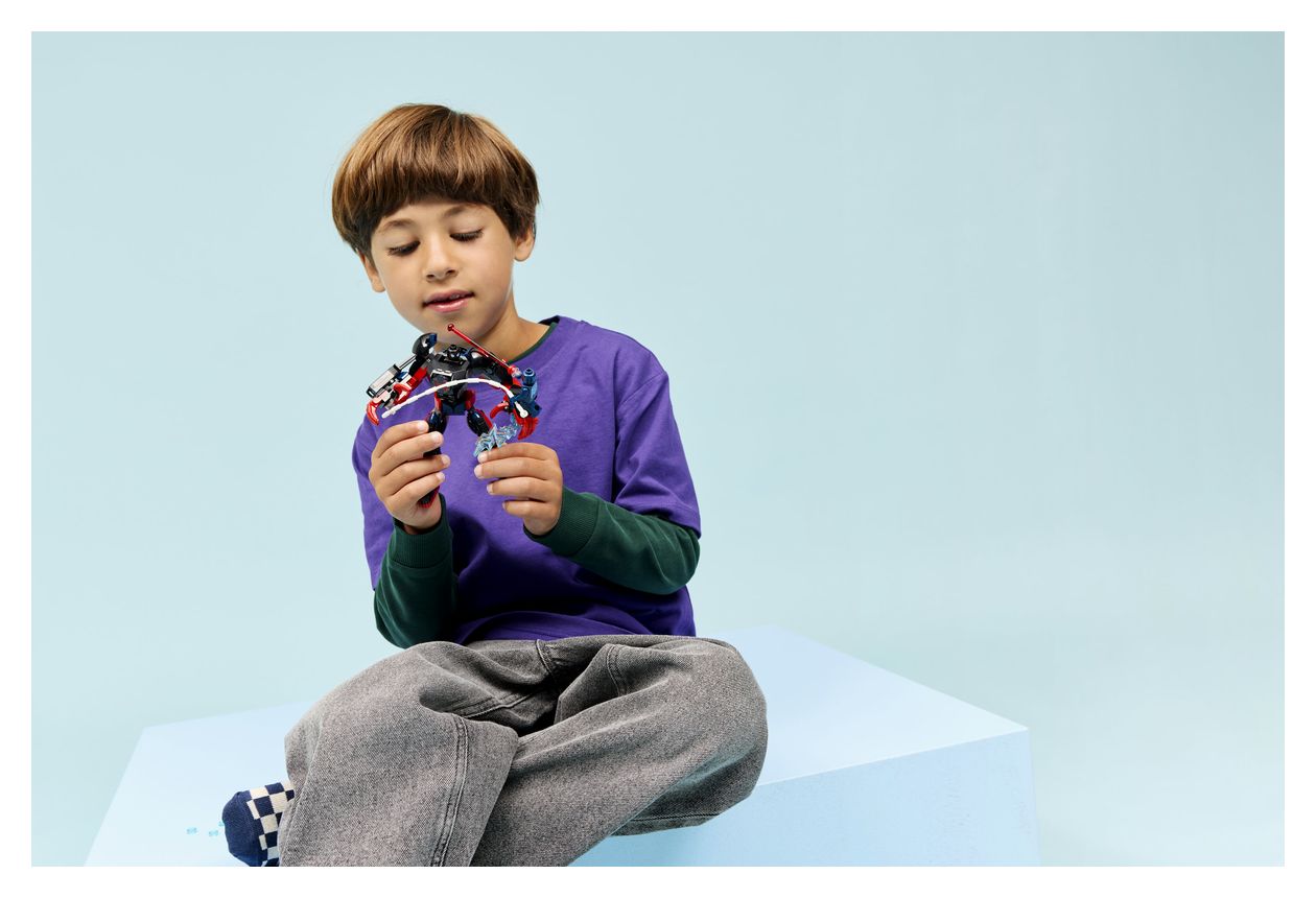 Miles Morales Mech vs. Spider-Man 2099 