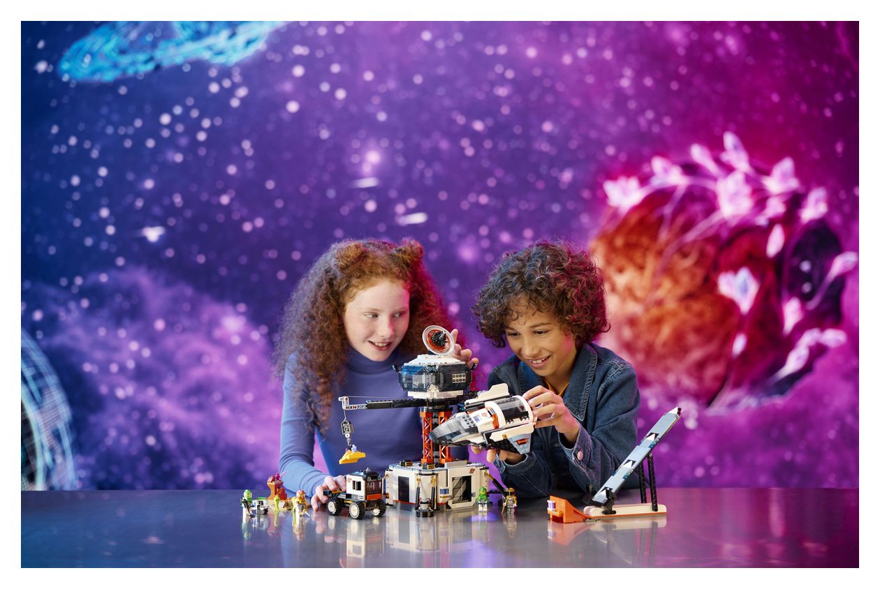 Raumbasis mit Startrampe 