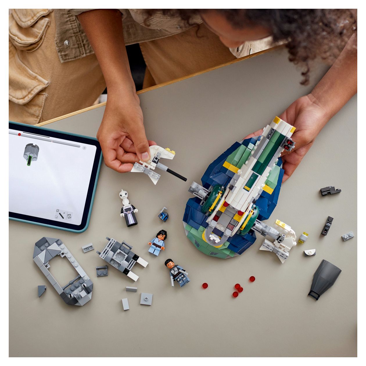 Star Wars Jango Fetts Sternenschiff Bauset 707 Teile  (Mehrfarbig) 