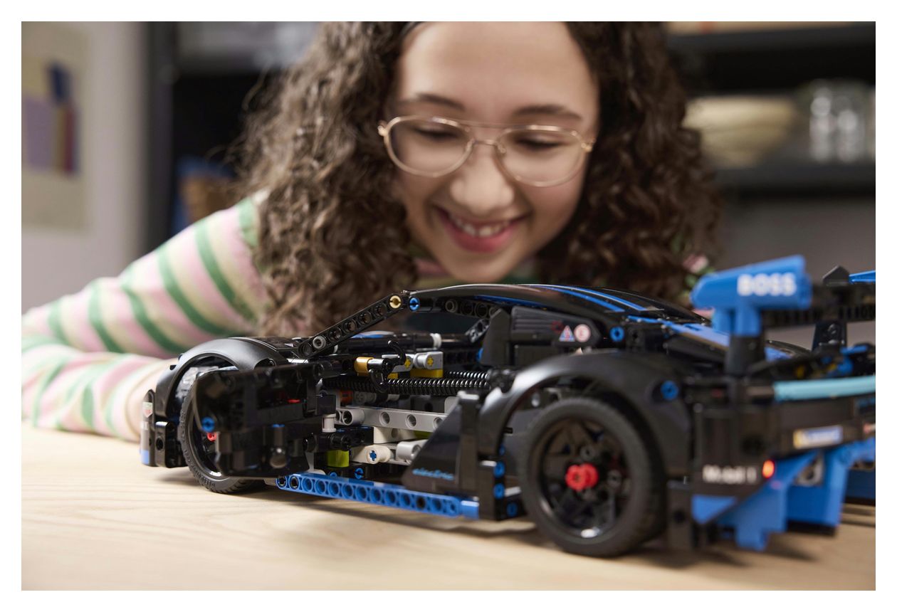 Technic Porsche GT4 e-Performance Rennwagen Bauset 836 Teile  (Mehrfarbig) 