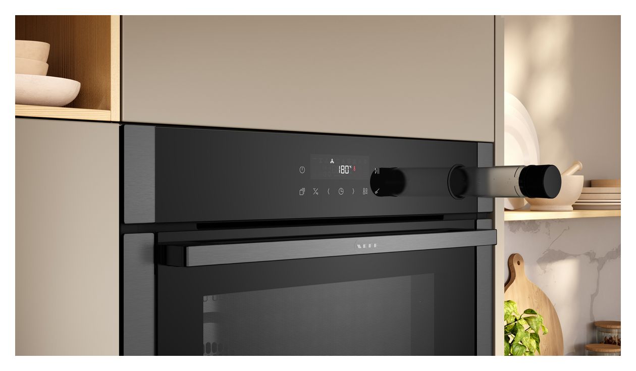 N50 B6AVJ7AG3 Einbaubackofen groß AutoClean 