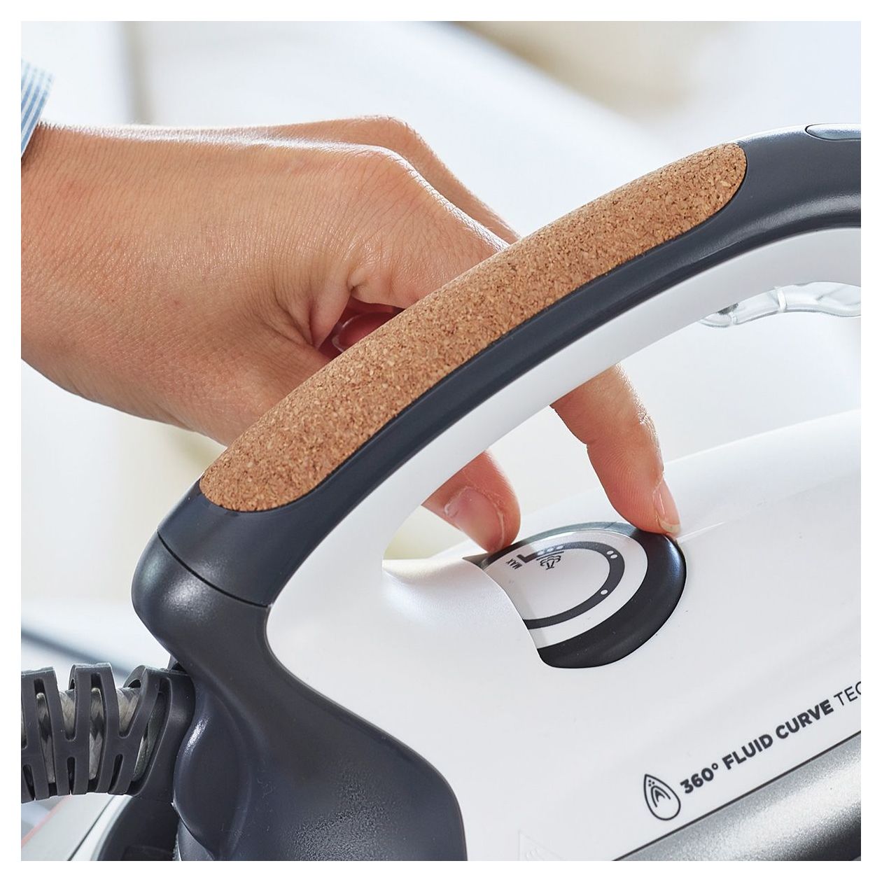 Vaporella Next VN18.40 2200 W Dampfbügelstation (Schwarz, Grün, Weiß) 