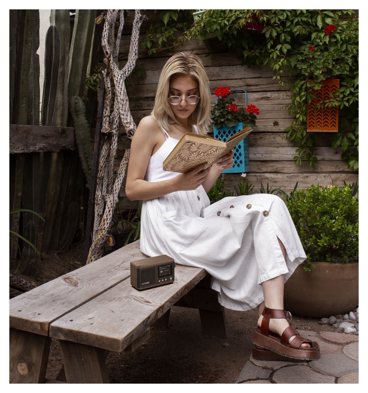 Classic Mini Bluetooth DAB+, FM Radio Tragbar  (Cremefarben, Holz) 