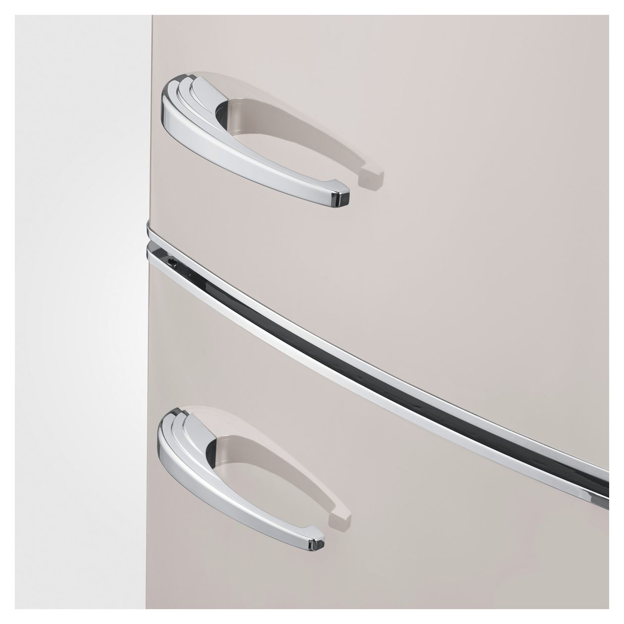 RKG8999 225 l / 90 l Kühl-Gefrierkombi freistehend NoFrost 240 kWh Jahr  (Cremefarben) 