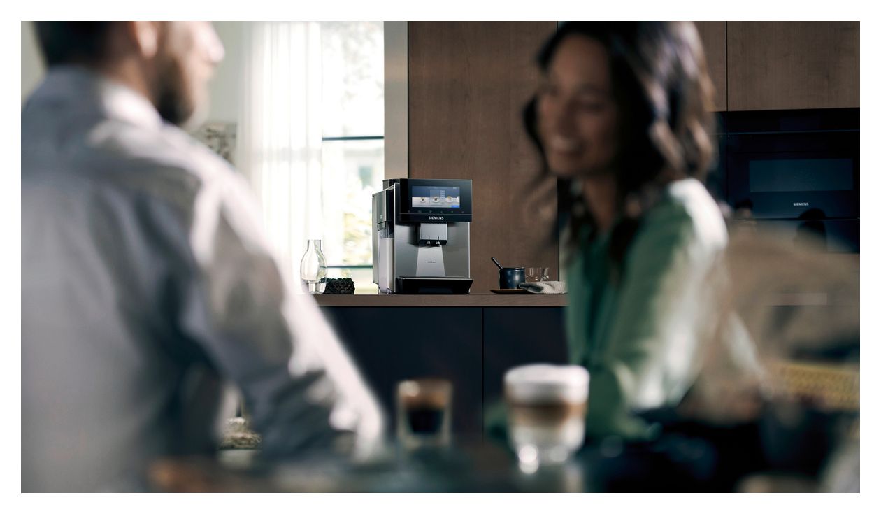 EQ900 TQ907FZ3 plus Kaffeevollautomat 19 bar 2,3 l 280 g  (Edelstahl) 