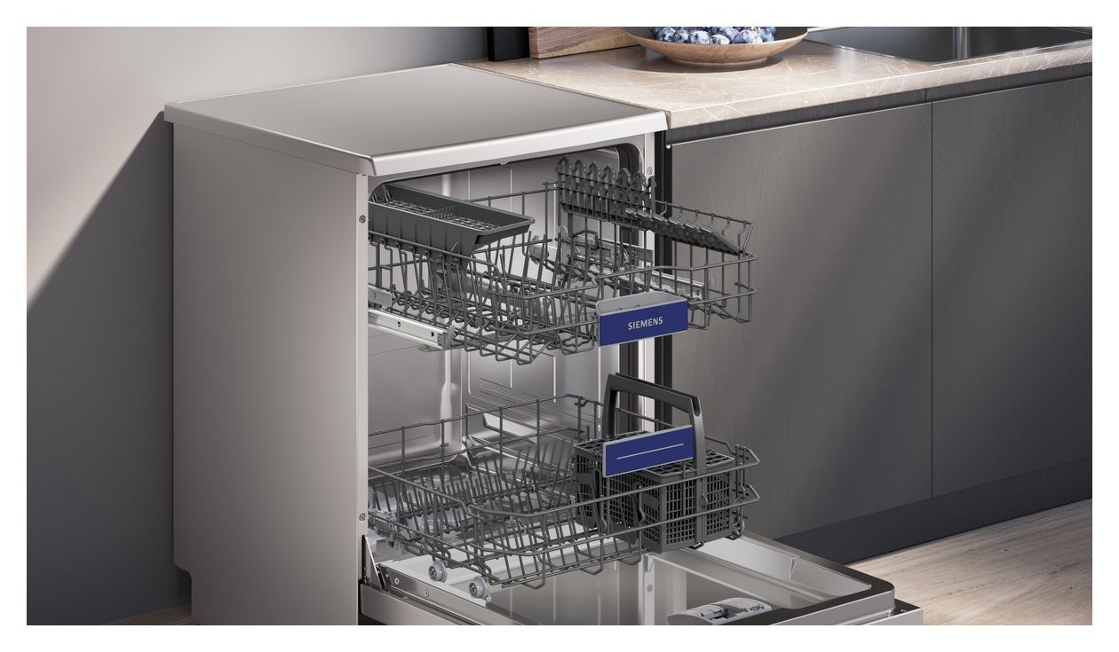 iQ300 SN23EI03KE 60 cm Geschirrspüler freistehend Sehr leise 13 Maßgedecke aquaStop Funktion 