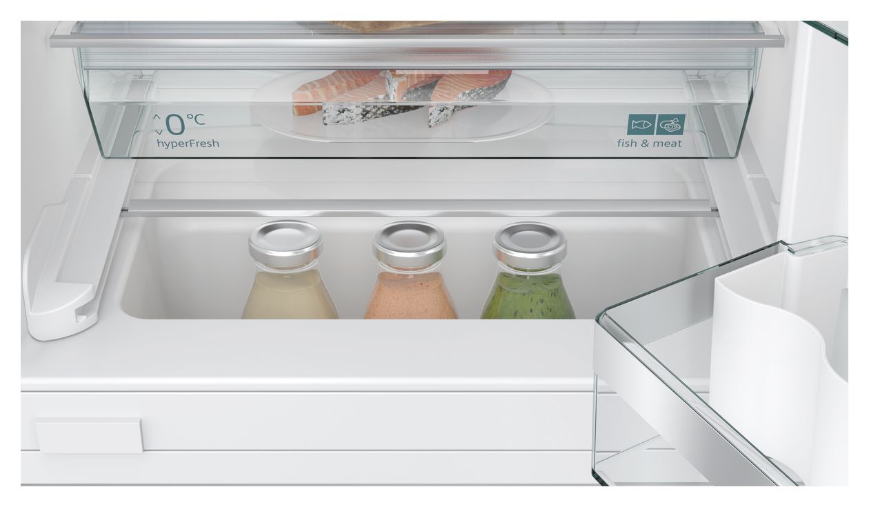 iQ500 KU22LADD0 93 l 82 cm Einbaukühlschrank EEK: D 119 kWh Jahr 