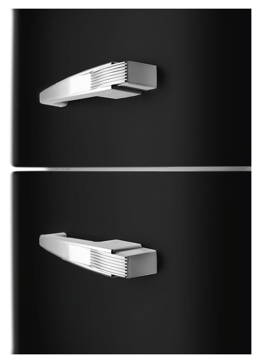 FAB32LBL6 234 l / 97 l Kühl-Gefrierkombi freistehend NoFrost 158 kWh Jahr  (Schwarz) 