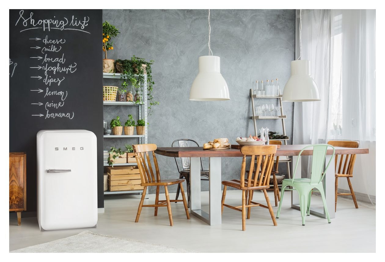 FAB5RWH5 34 l / 34 l Kühlschrank freistehend EEK: D 61 kWh Jahr  (Weiß) 