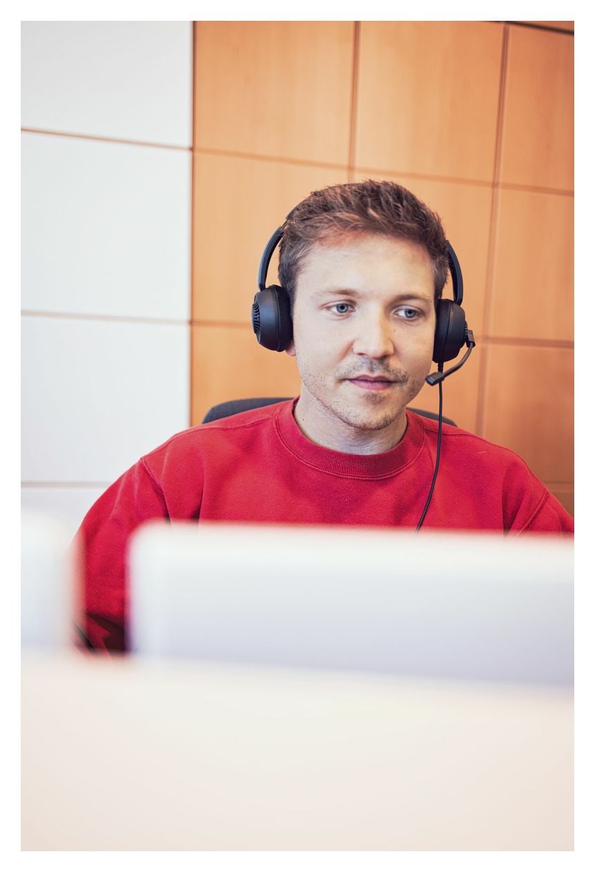 Metis Ohraufliegender Kopfhörer Kabelgebunden USB Typ-A  (Schwarz) 